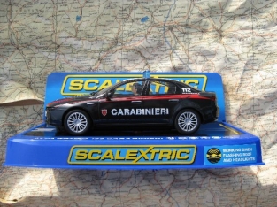 ScaleXtric C2993  Alfa Romeo 159 Carabinieri/ Racebaan